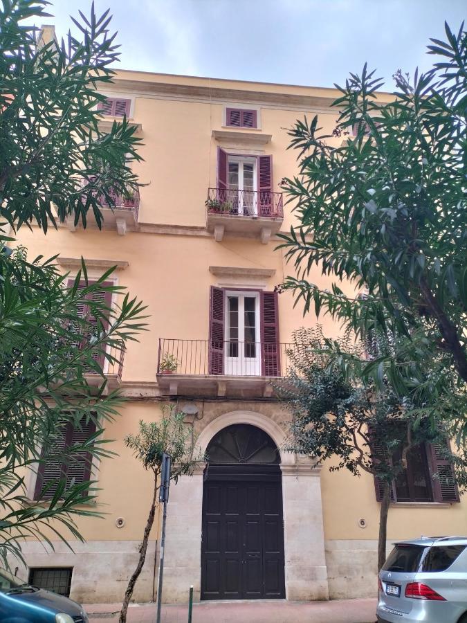 Antica Dimora Lombardi 2 Apartment Bari Exterior foto